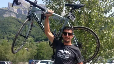 Facebook Marc Sutton