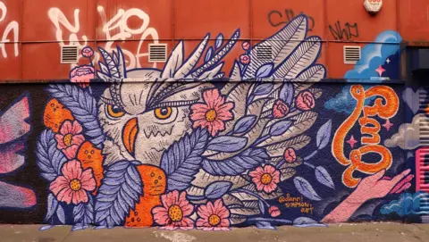 Danni Simpson mural
