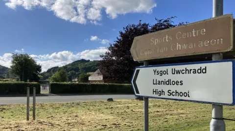 BBC Sign pointing at Llanidloes High School