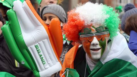 Saint Patrick's Day around the world - BBC Newsround