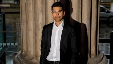 Saurav Dutt Saurav Dutt