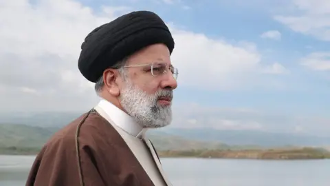 Helicopter with Iran President onboard crashes