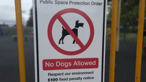 Dog fine sign