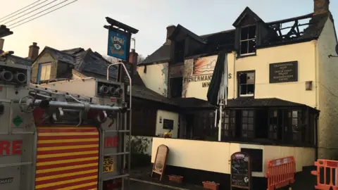 Newlyn pub fire