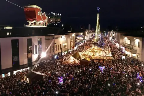 Greg Gilbert Southampton Christmas lights