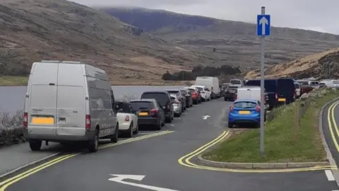 Traffic Wales Drivers parking on double yellow lines