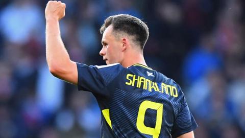 Lawrence Shankland playing for Scotland