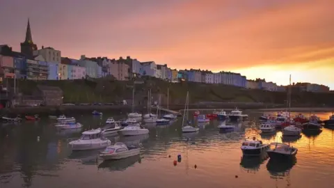 Mandy Llewellyn Sunset at Tenby Harbour