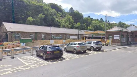 Google Okehampton Station