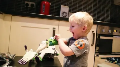 Adam Dengel Tommy Dengal