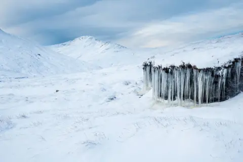 Orrin Bryers Teeth of Winter. Glenshiel © Orrin Bryers