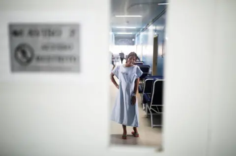 Nacho Doce/REUTERS Carla, 18, a Venezuelan pregnant woman, poses before she gave birth to her baby at a maternity hospital in Boa Vista, Roraima state, Brazil, 21 August 2018.