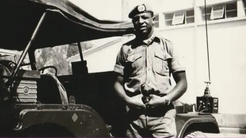 Family photo Clive Sullivan in the Army