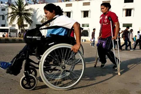 Hari Adivarekar Players leaving the training centre