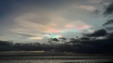 Beccasimmons87/BBC Weather Watchers Nacreous clouds over Southend-in-Sea, Essex