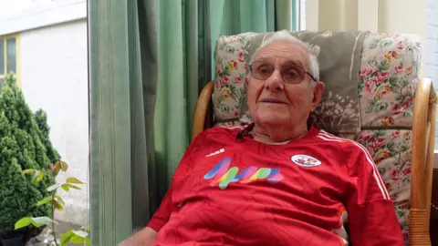 BBC/James Dunn Ron Spraget