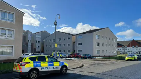 Police in Montgomerie Street area of Ardrossan