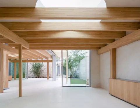Felix Koch Niwa House