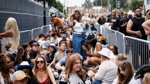 The queue waiting for the Beyoncé concert in Tottenham Hotspur Stadium