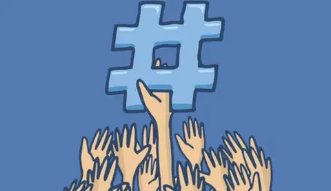 CurvaBezier hands holding a hashtag