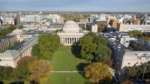 MIT MIT campus