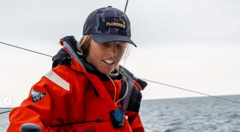 Sailor Niblett 'gutted' as she quits deadly Sydney Hobart race