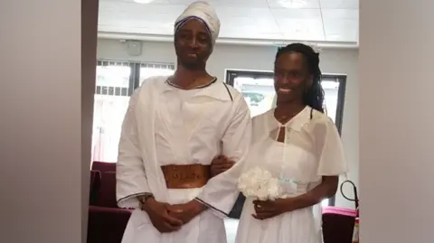 West Midlands Police Tai and Naiyahmi Yasharahyalah connected  their wedding time  wearing achromatic  clothes