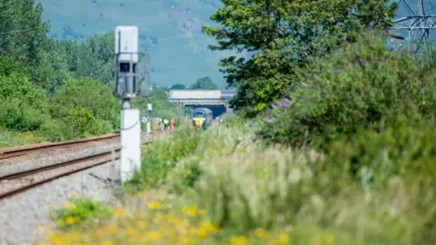 Aled Llywelyn Photography The train at the scene