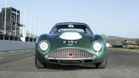 PA Aston Martin DB4