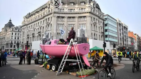 DANIEL LEAL-OLIVAS/AFP/Getty Images Boat in Oxford Circus