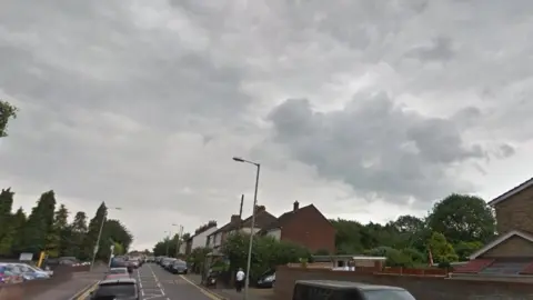 Google Putteridge Road, Luton