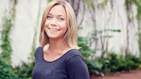 No Isolation Karen Dolva