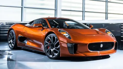WILLIAMS Jaguar C-X75 hybrid supercar