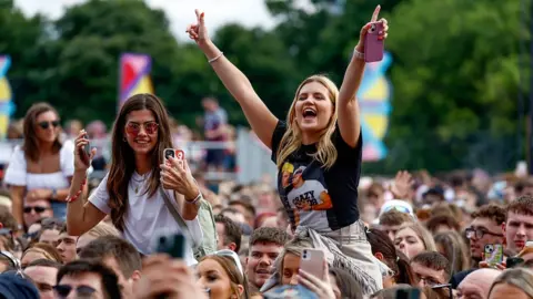 Getty Images crowd shot