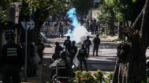 European Photopress Agency Members of the Bolivarian National Guard face opposition protestors during a demonstration against the National Constituent Assembly called by President Nicolas Maduro, in Caracas, Venezuela, 04 July 2017.