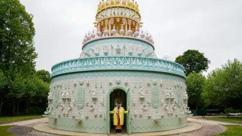 Andrew Matthews/PA Wire Joana Vasconcelos's Wedding Cake