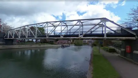 Google Gasworks Pipe Bridge