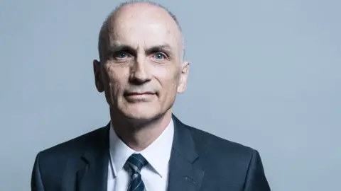 UK Parliament Chris Williamson MP official portrait taken in 2017