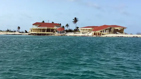 BBC Wreckage of a building in Barbuda