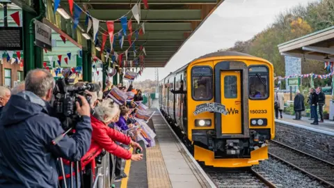 BBC Trian on the Dartmoor Line