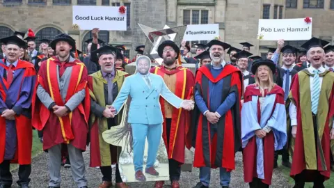 Twitter/ Julia Jones Bangor University graduation