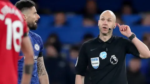 Referee Anthony Taylor