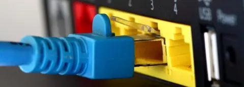 Thinkstock Broadband router