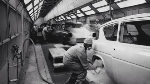 Dagenham Ford Factory set to be 3,500-home village