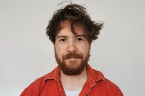 Levi Robbins Levi Robbins