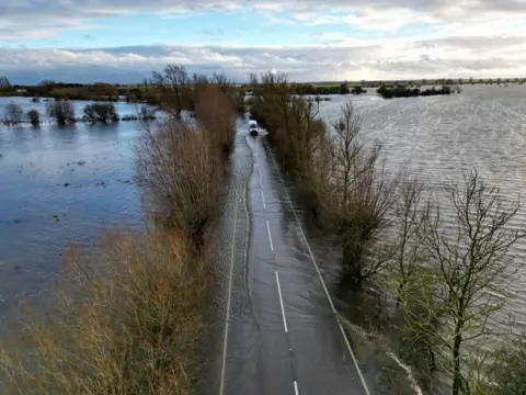 Steve Hubbard/BBC Flooding in Welney near the Norfolk and Cambridgeshire border