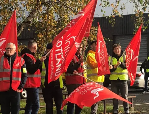 BBC Unite staff on the picket line
