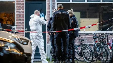 EPA Forensic investigation in the vicinity of the Lange Leidsedwarsstraat in Amsterdam, the Netherlands
