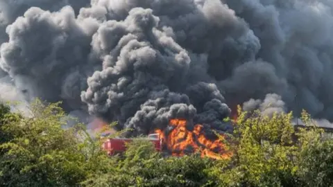 Nottinghamshire Fire and Rescue Service Scrapyard fire