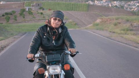 Sara Shahverdi: The Trailblazing Midwife Taking Iran by Storm